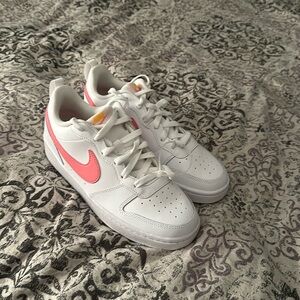 Nike Air Force Sneakers